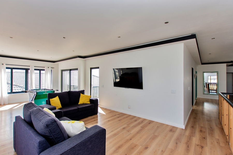 3 Bedroom Property for Sale in Sandy Point Western Cape